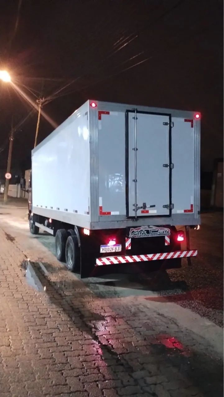 Cargo 815 truck - Foto 5