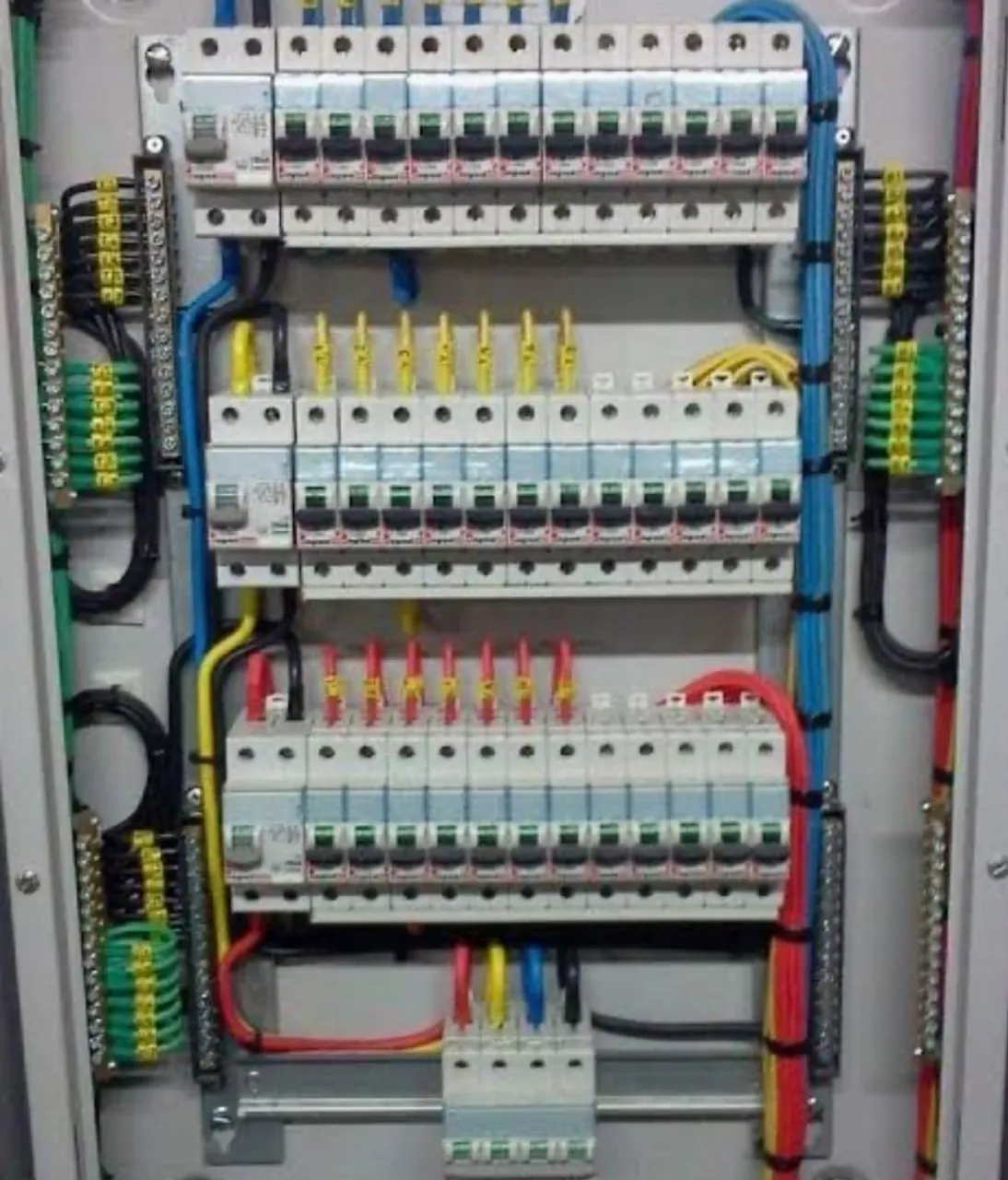 Eletricista Predial