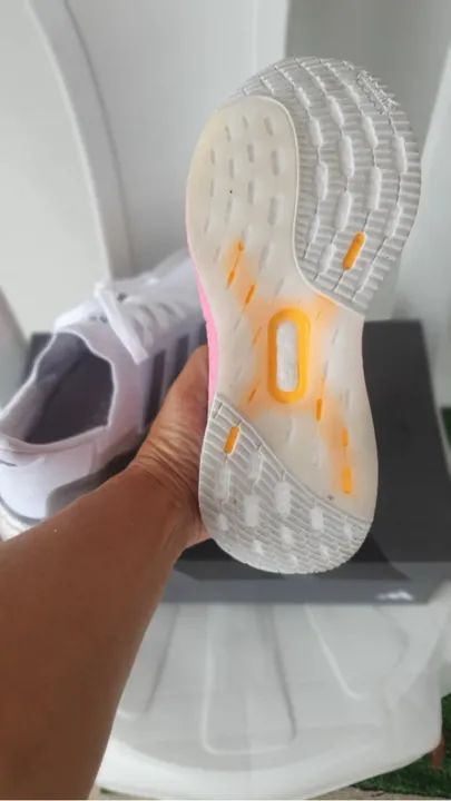 Tênis Adidas Ultraboost Light Branco - Foto 3