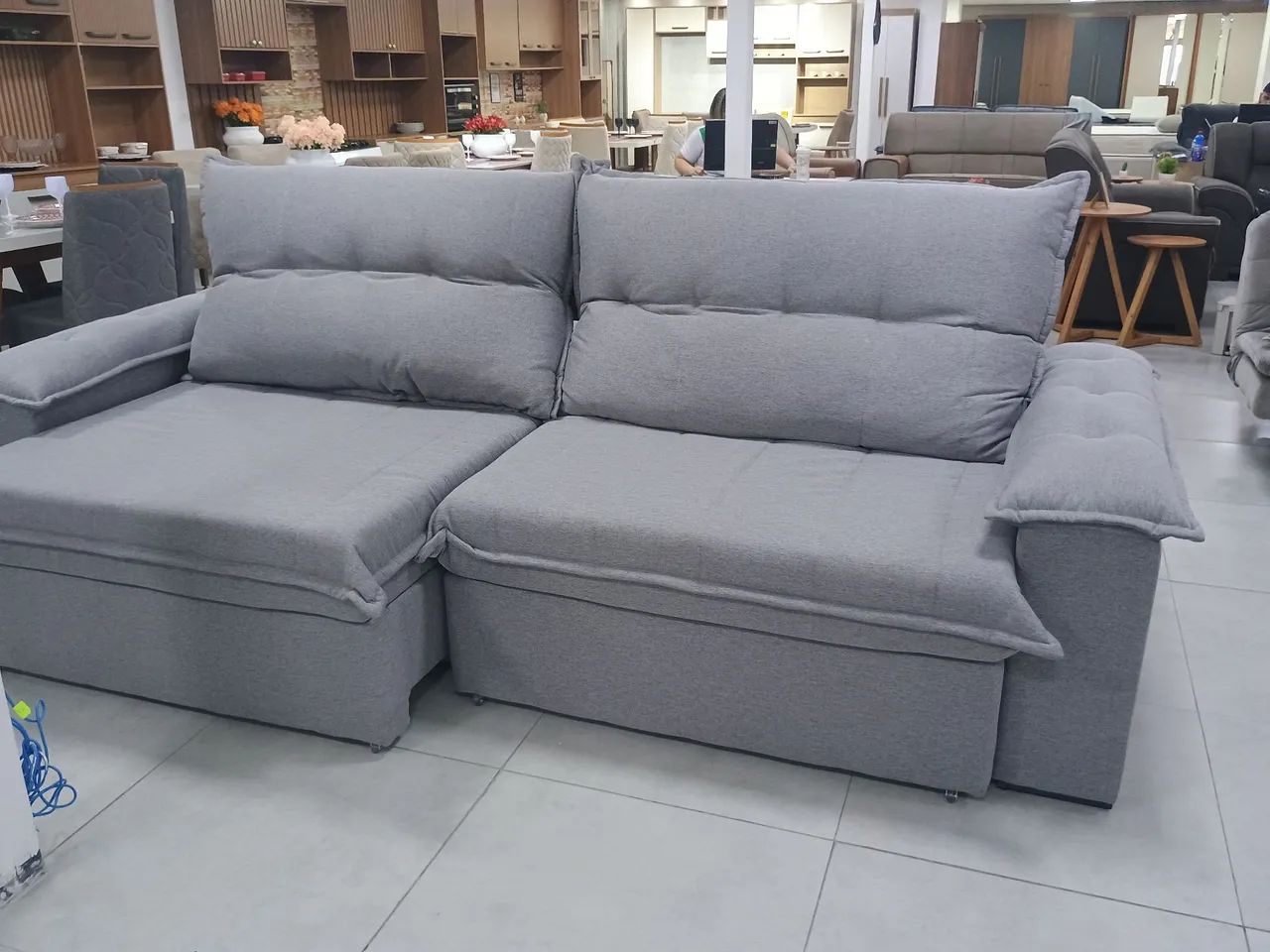 Sofá reclinável e retrátil acento de mola  - Foto 3