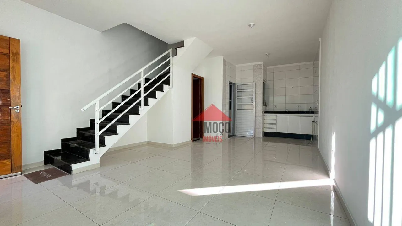 Sobrado com 2 dormitórios para alugar, 76 m² por R$ 2.550,23/mês - Vila Aricanduva - São P
