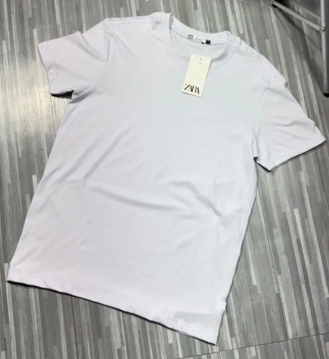 Camiseta Básica Zara - Foto 2