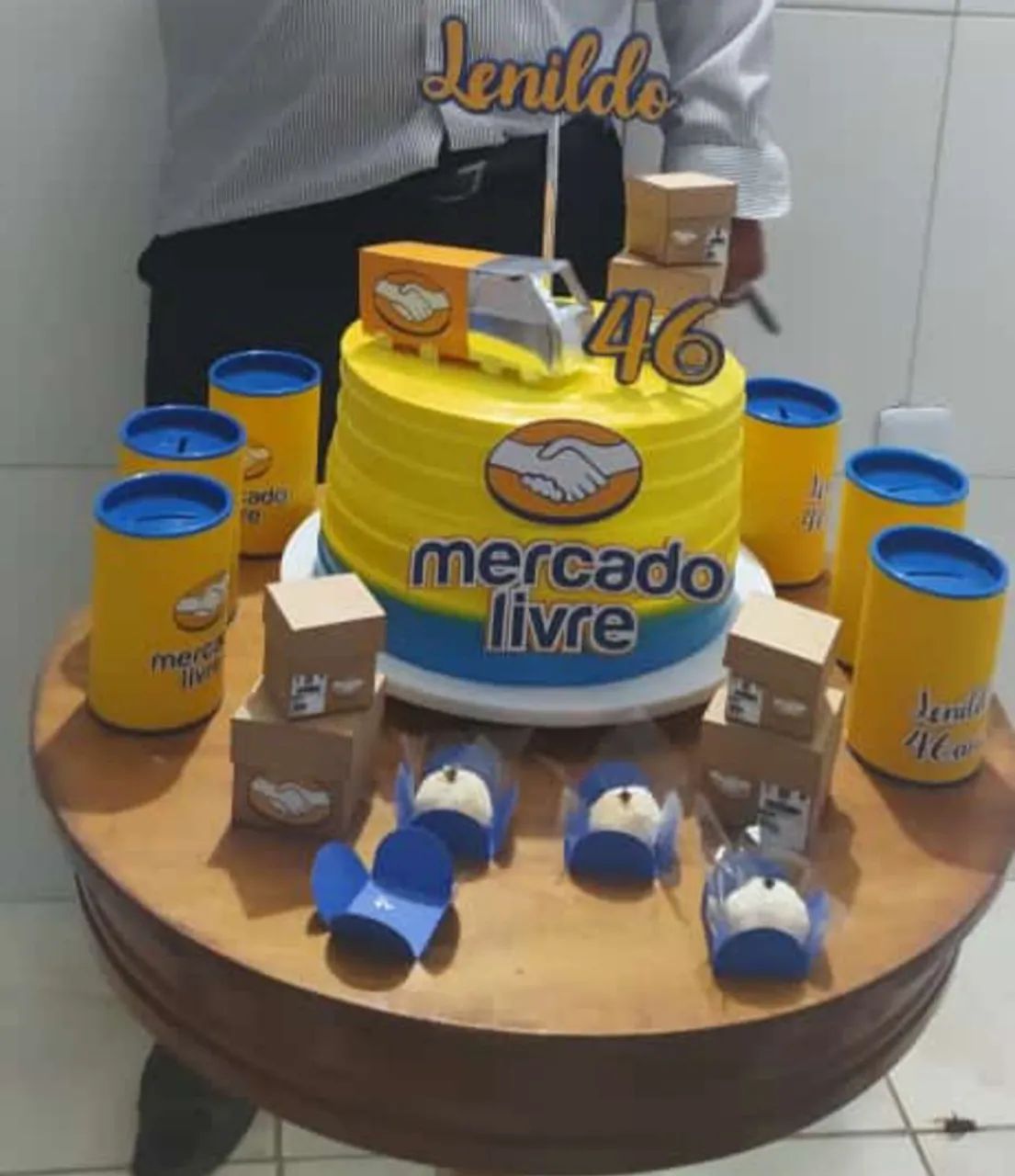 Topos de bolo Personalizados - Foto 3