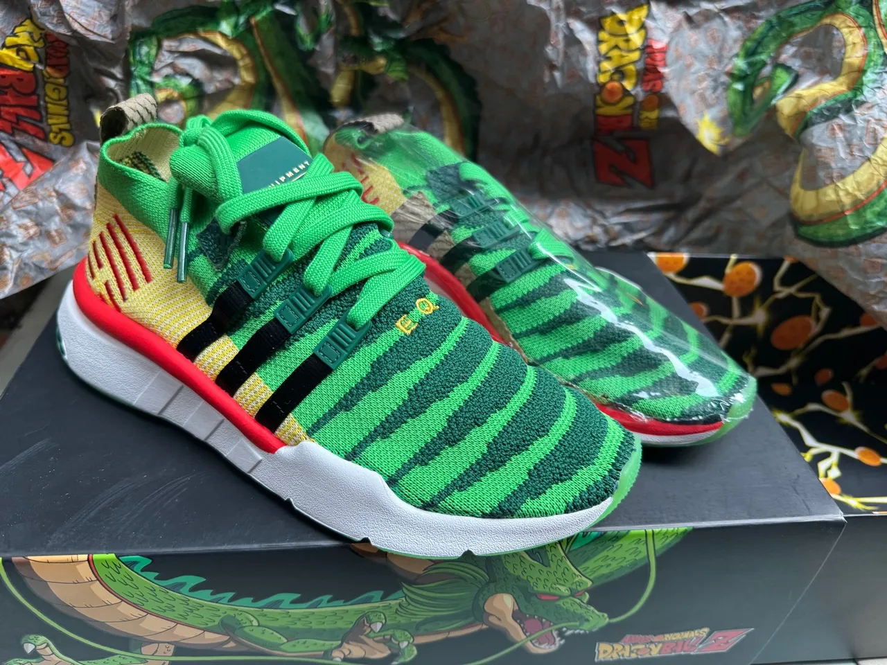 Tênis dragon ball z número 37 adidas