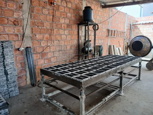 Vendo Pré Moldado completo em Luzimangues em Funcionamento