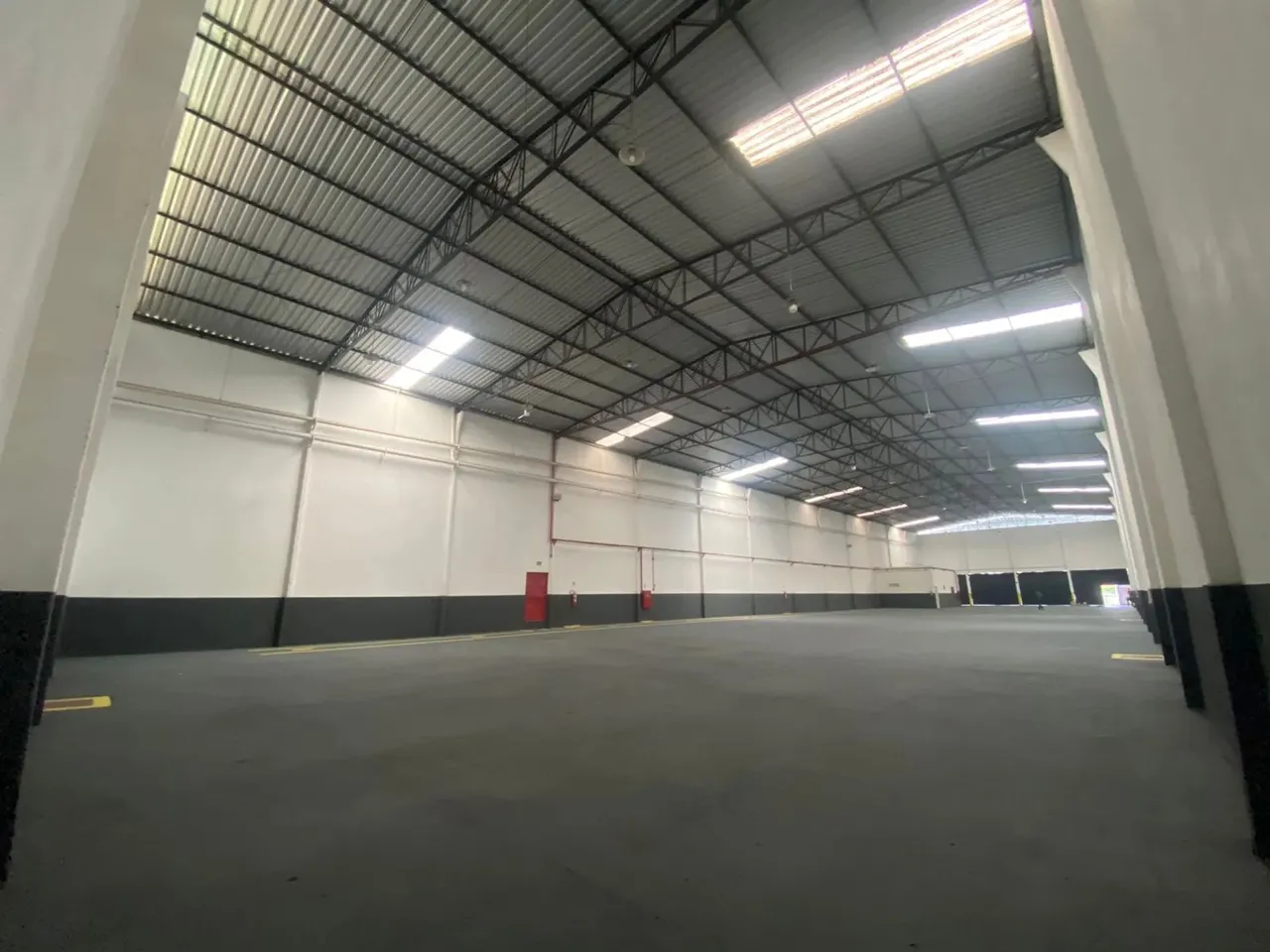 Galpão 1.500m²Ponta negra Prox Aeroporto Em Condomínio I Manaus