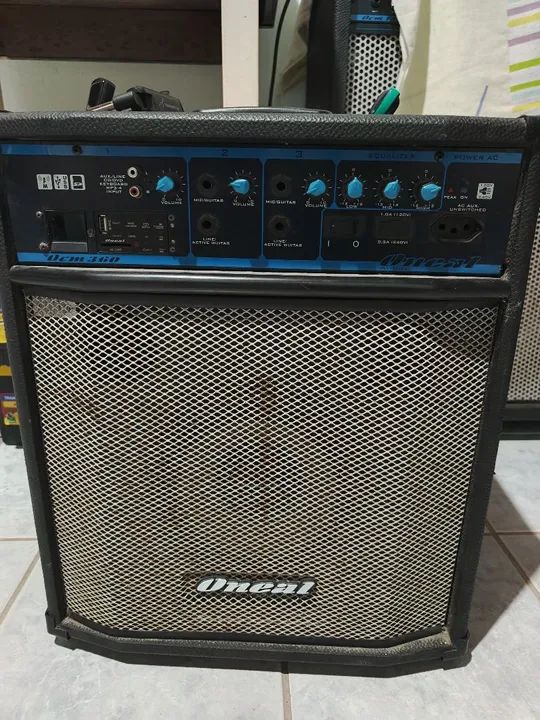 Caixa Som Amplificada oneal 800 reais 