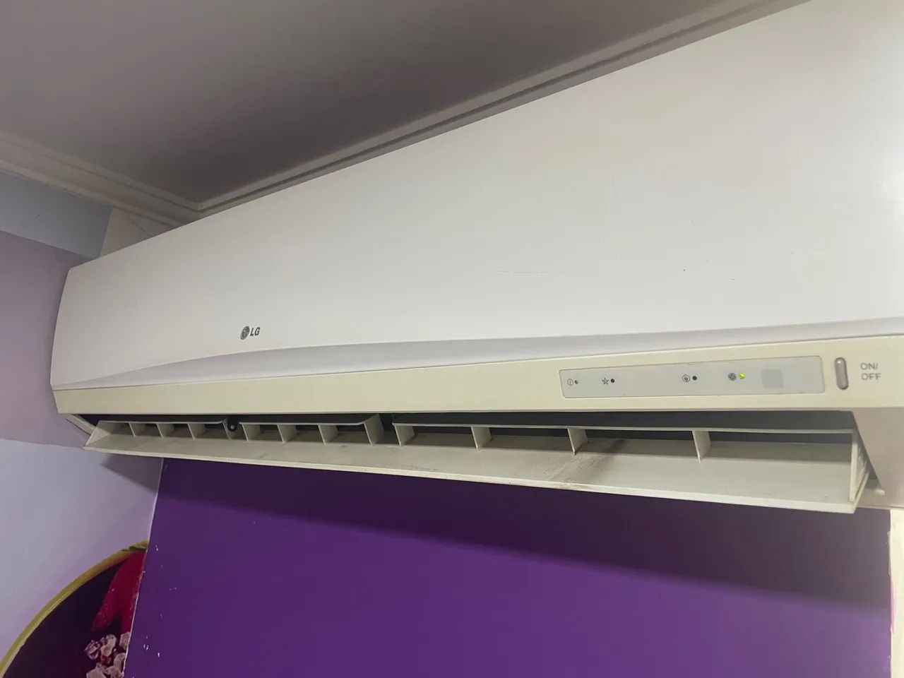 Ar Condicionado LG Split 24000 BTUs - Foto 2