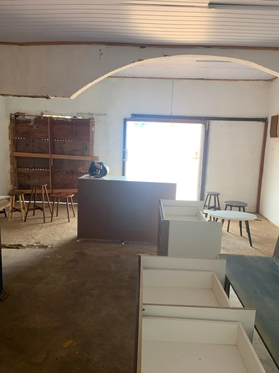 Vendo ponto comercial com apartamento garagem quintal