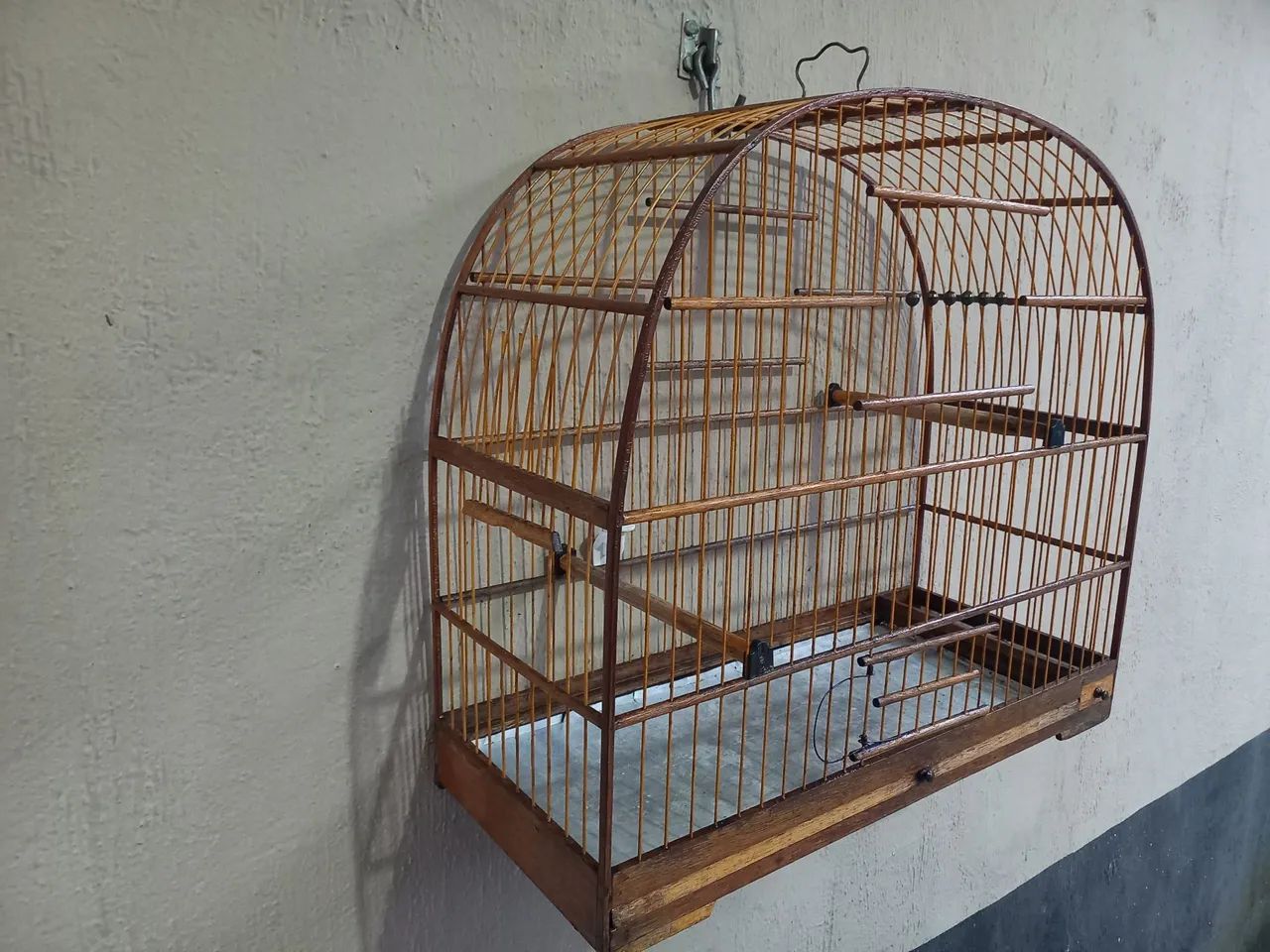 Gaiola tala larga de madeira para pássaros - Foto 2