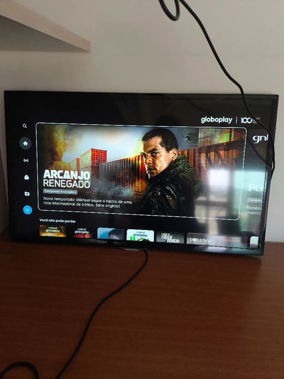 Tv Smart- Samsung 32" 64396802505985120