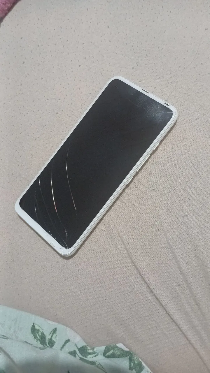 Motorola One fusion plus ótimo estado