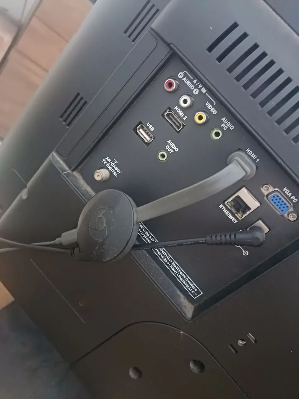 TV CCE 32" com Chromecast - Foto 2