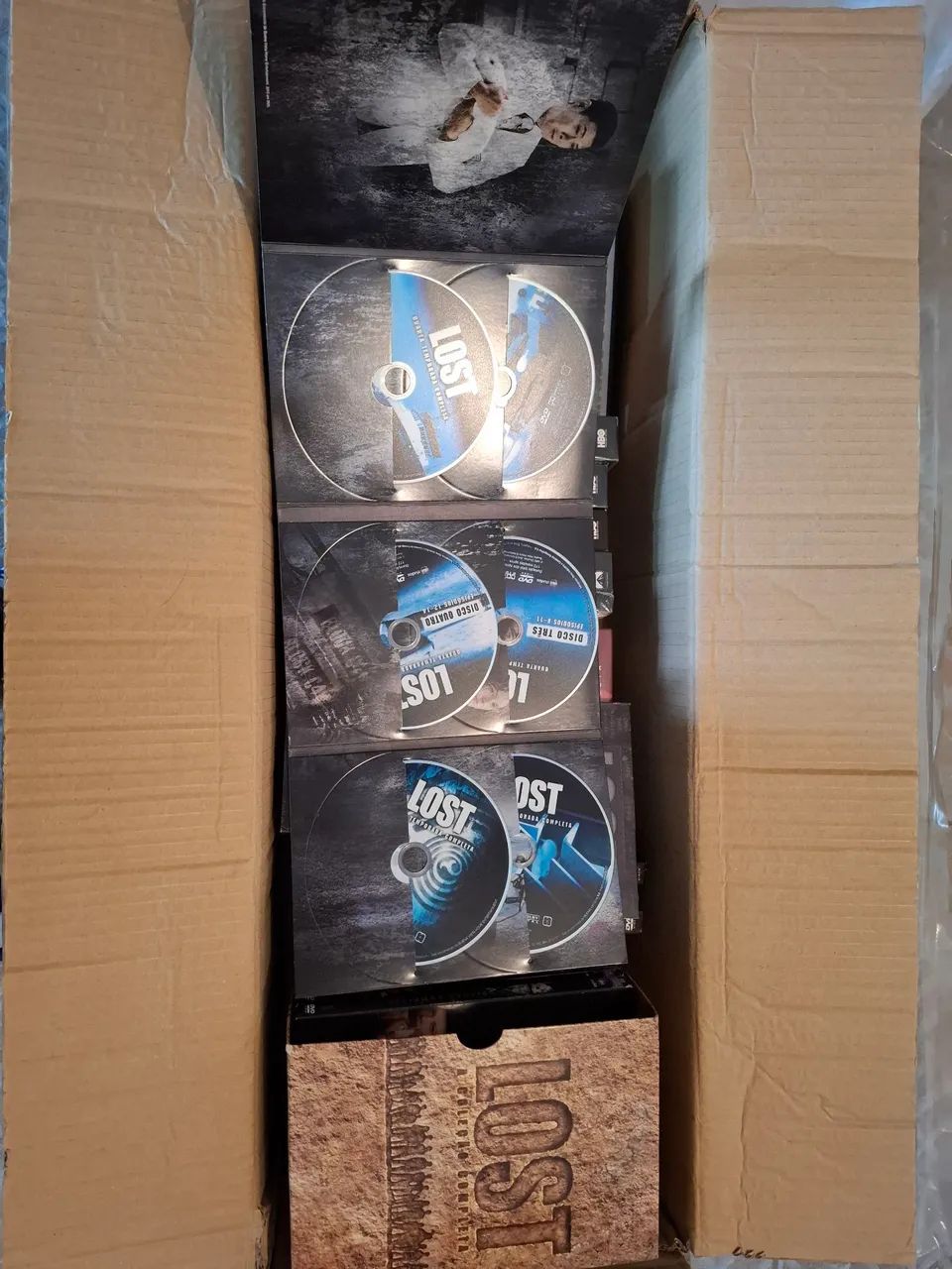 Box LOST - A Série Completa em DVD - Foto 4