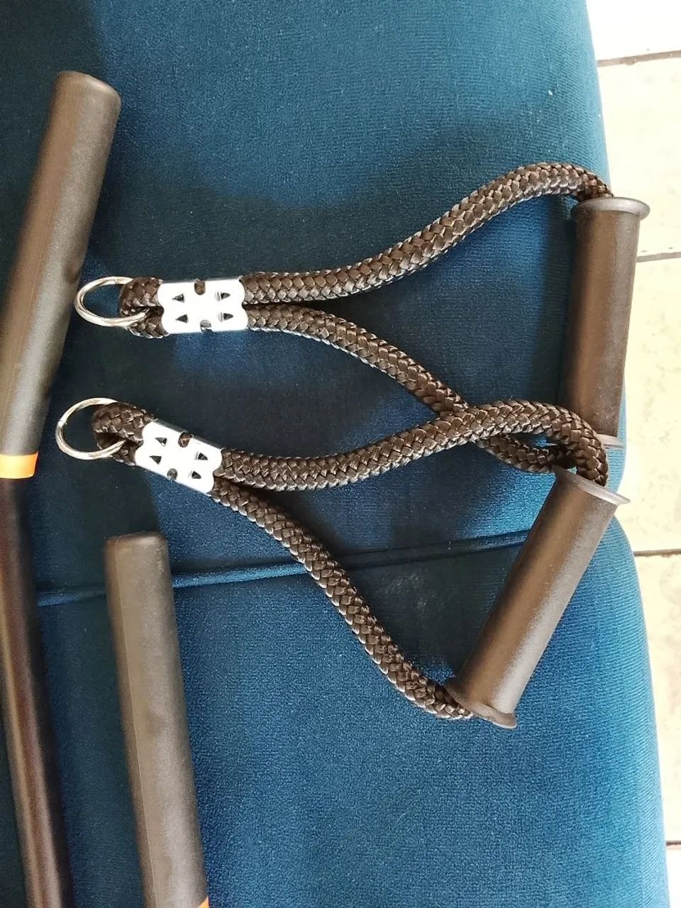 Um Par de Manoplas Crossover  - Foto 2