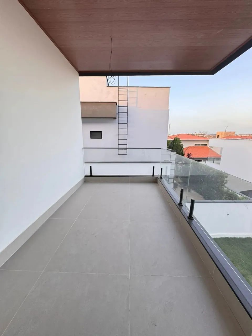 Linda Mansão no Alphalle - Foto 4