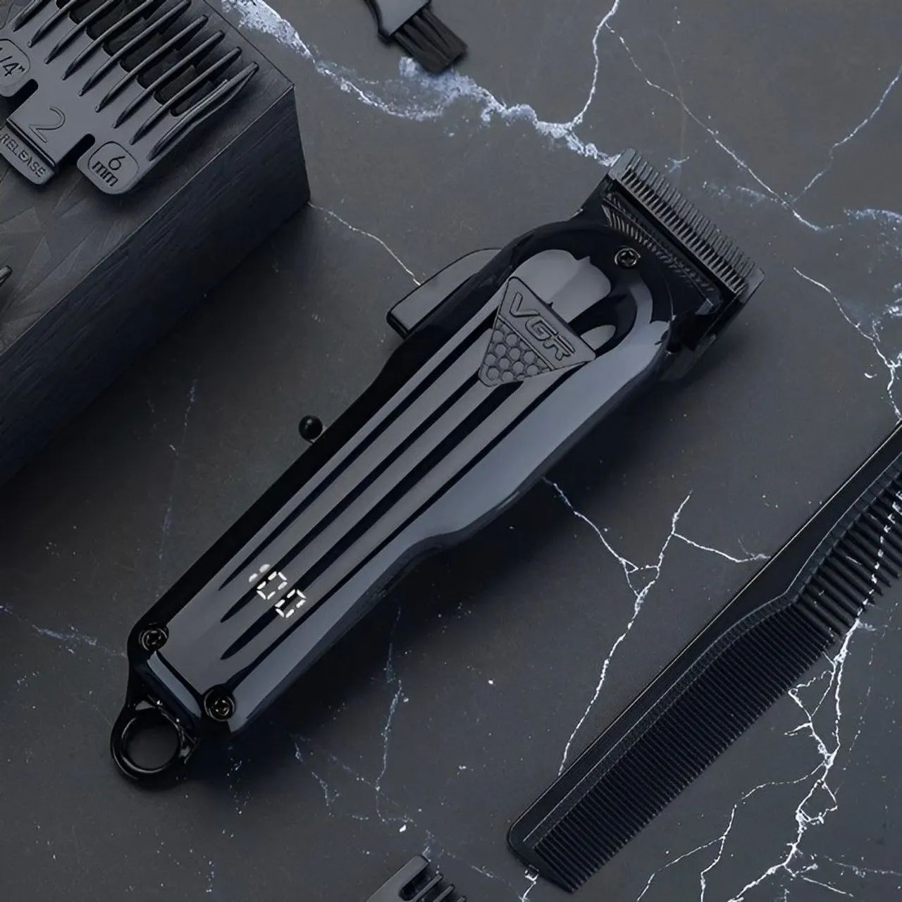 Máquina de cortar cabelo profissional VGR - Foto 4