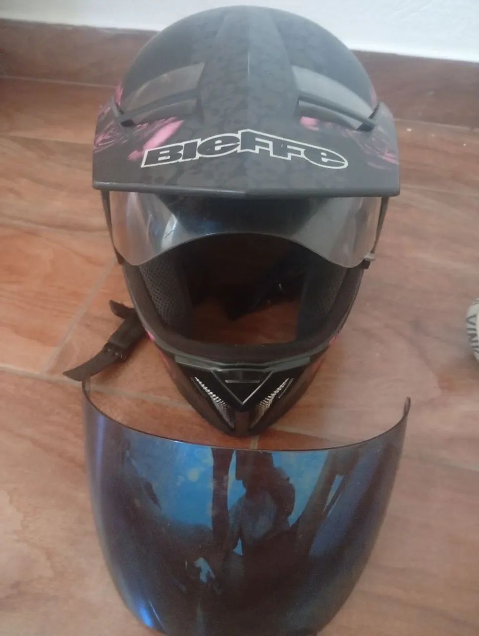  Bieffe 3Sport, mais viseira camaleão  - Foto 2