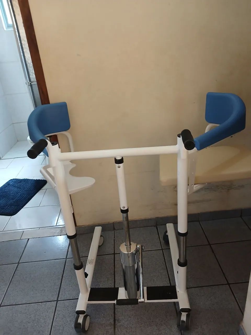 Cadeira de transferencia - Foto 5
