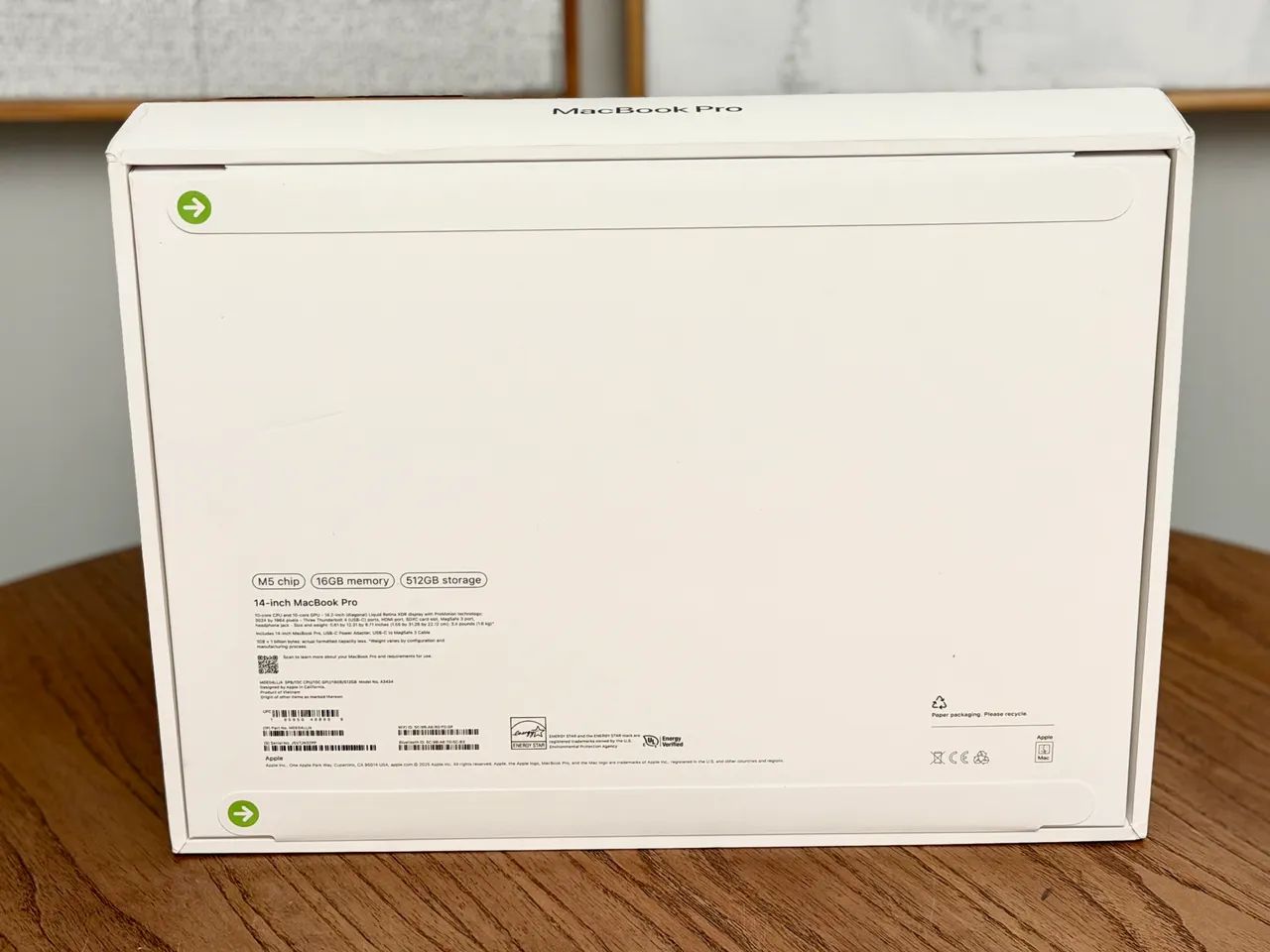 MacBook Pro 14 Polegadas M5 16GB 512SSD - Novo/Lacrado- Pronta entrega - Foto 2