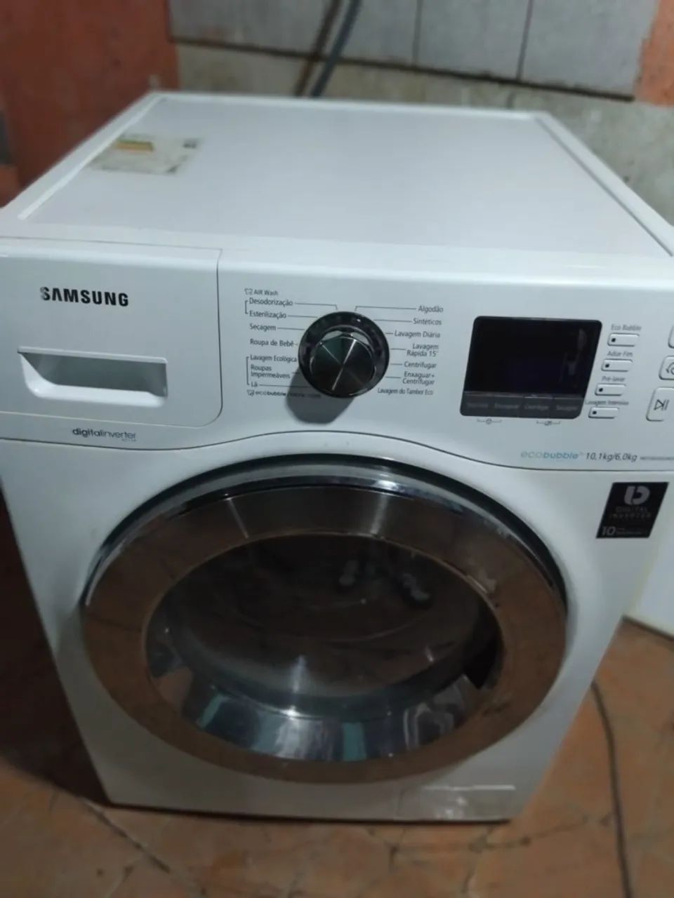 Máquina lava e seca 