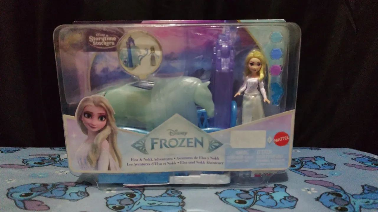 Mini Boneca Elsa com cavalo 