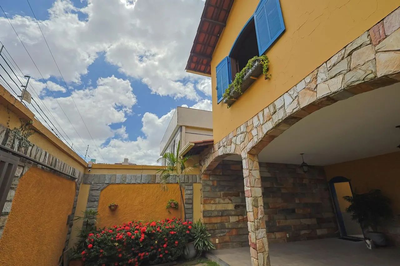 Casa à Venda - João Pinheiro, 4 Quartos, 337 m2 - Foto 4