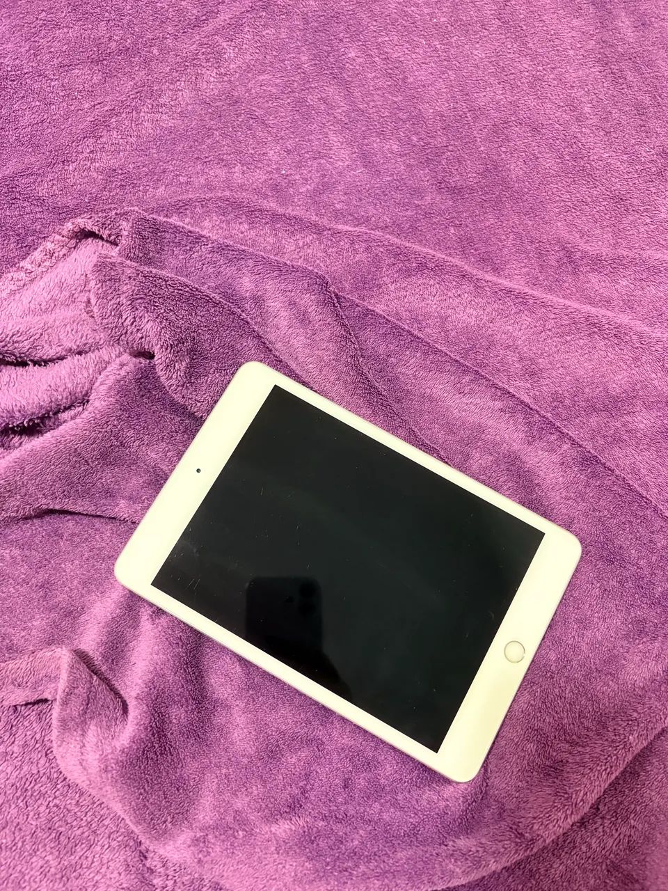 Vendo iPad Mini 5 em excelente estado - Tudo funcionando perfeitamente! - Foto 2