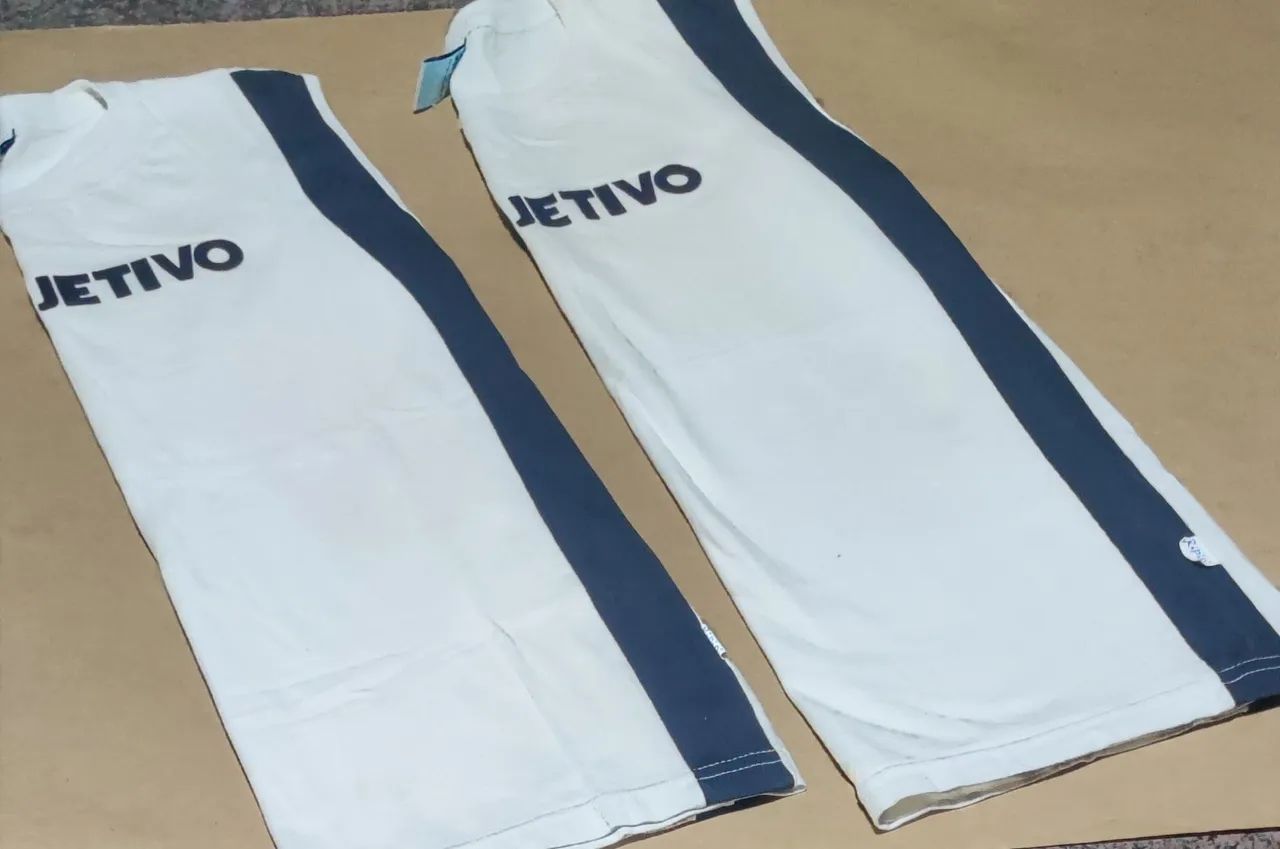 Regatas uniforme Colégio Objetivo.