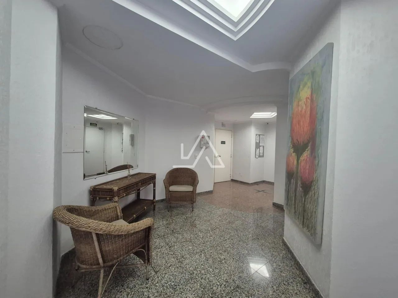 APARTAMENTO PRÓXIMO HSVP, COM SUÍTE, SACADA COM CHURRASQUEIRA - Foto 2