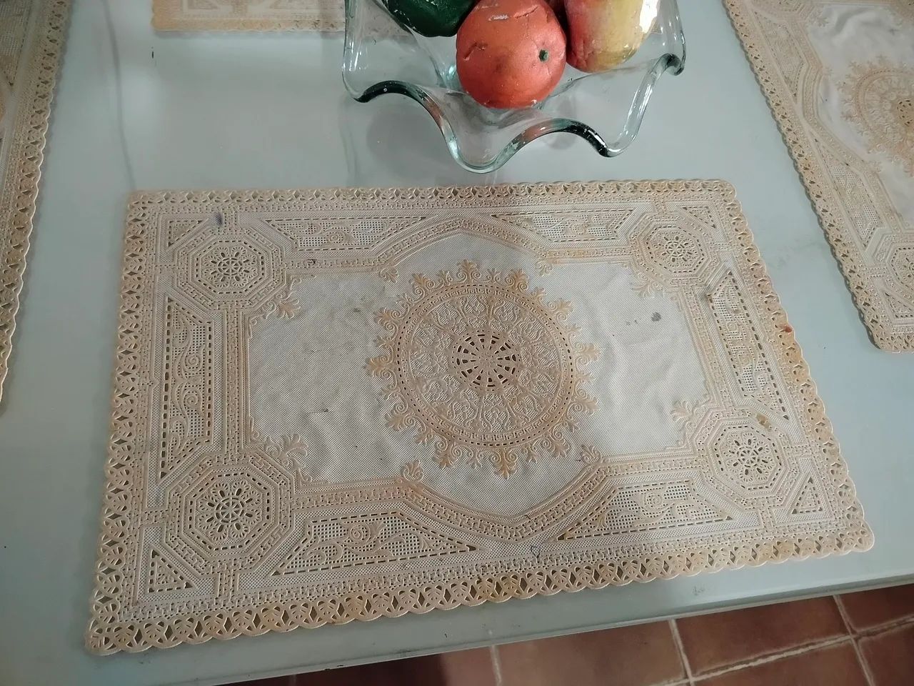 Mesa com 4 Cadeiras - Foto 3
