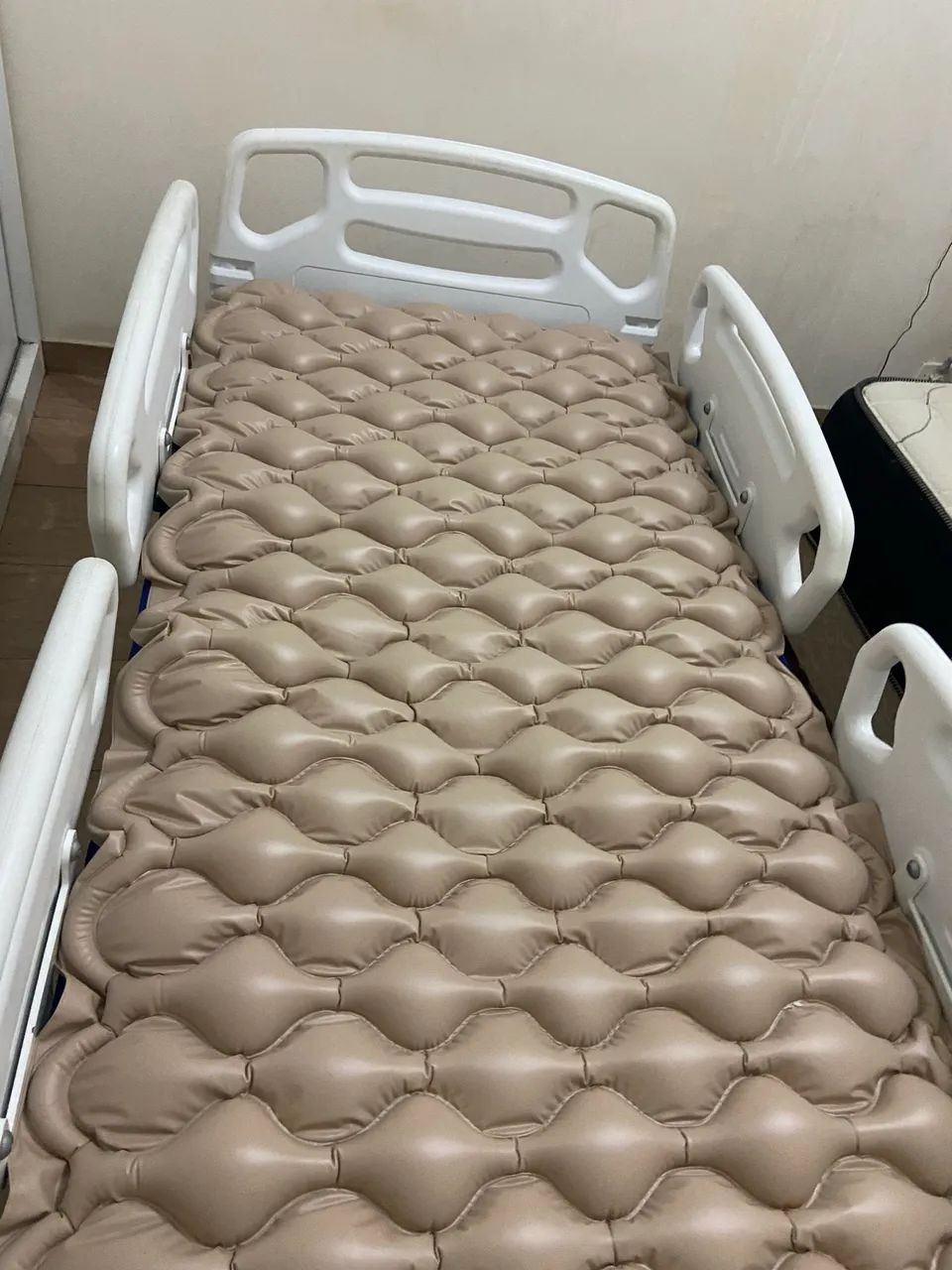 vendo cama hospitalar - Foto 2