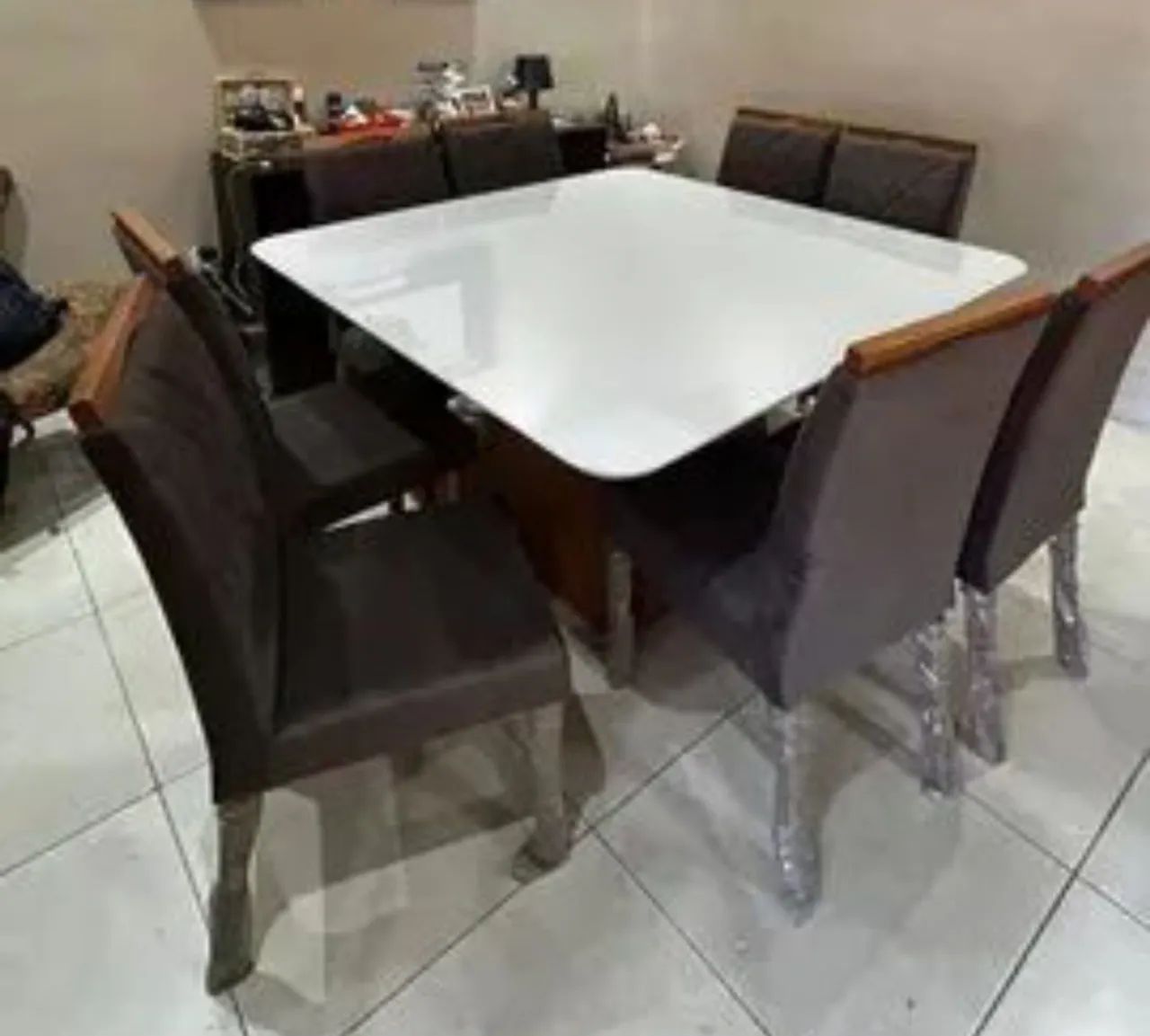 Mesa de jantar com 8 cadeiras barato 