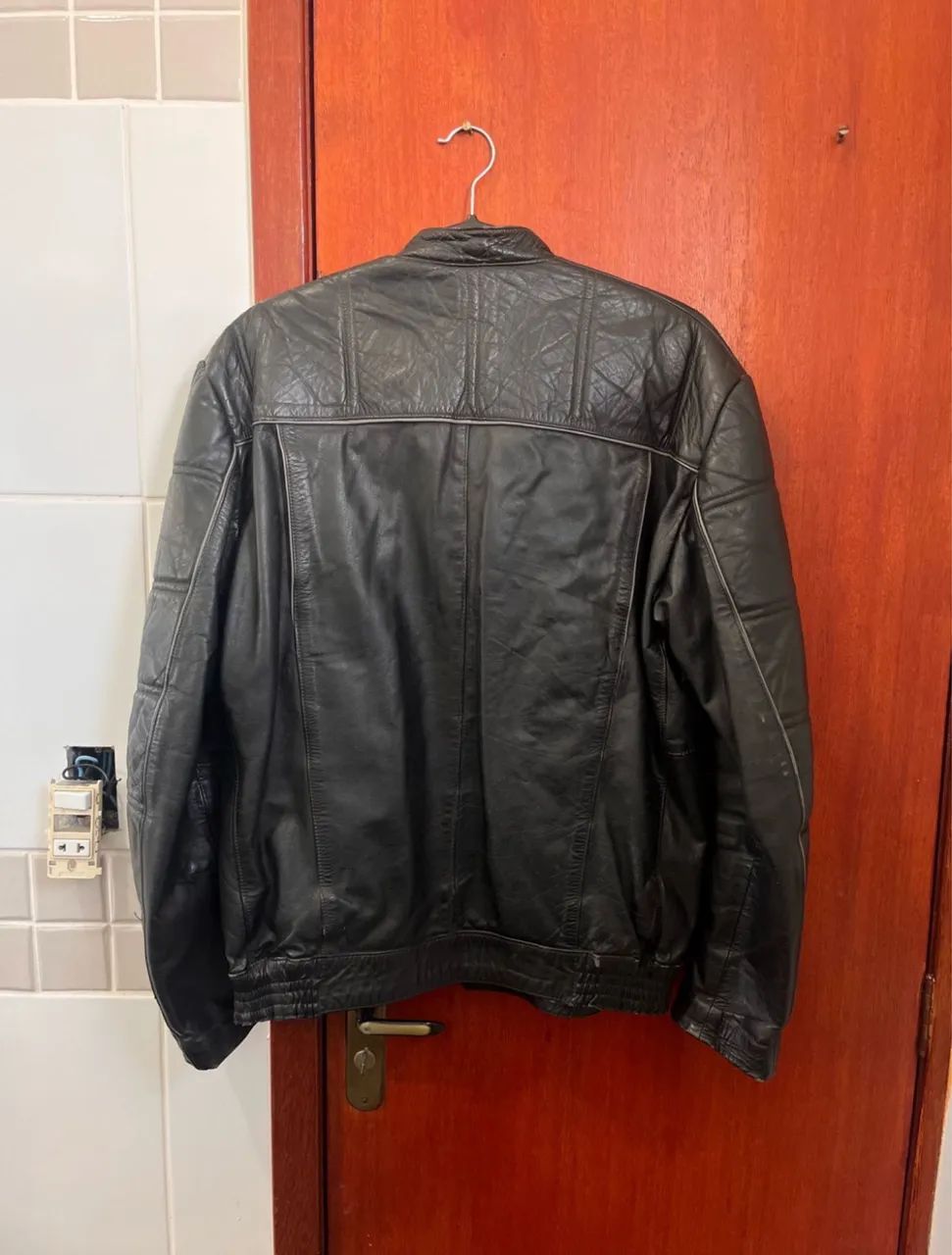Jaqueta de couro legítimo preta - Foto 3