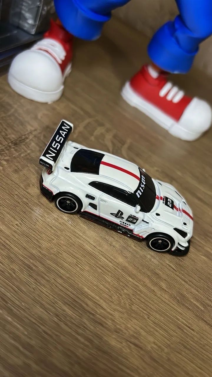 Hot Wheels Premium Pop Culture Nissan GT-R Nismo GT3 - Hobbies e