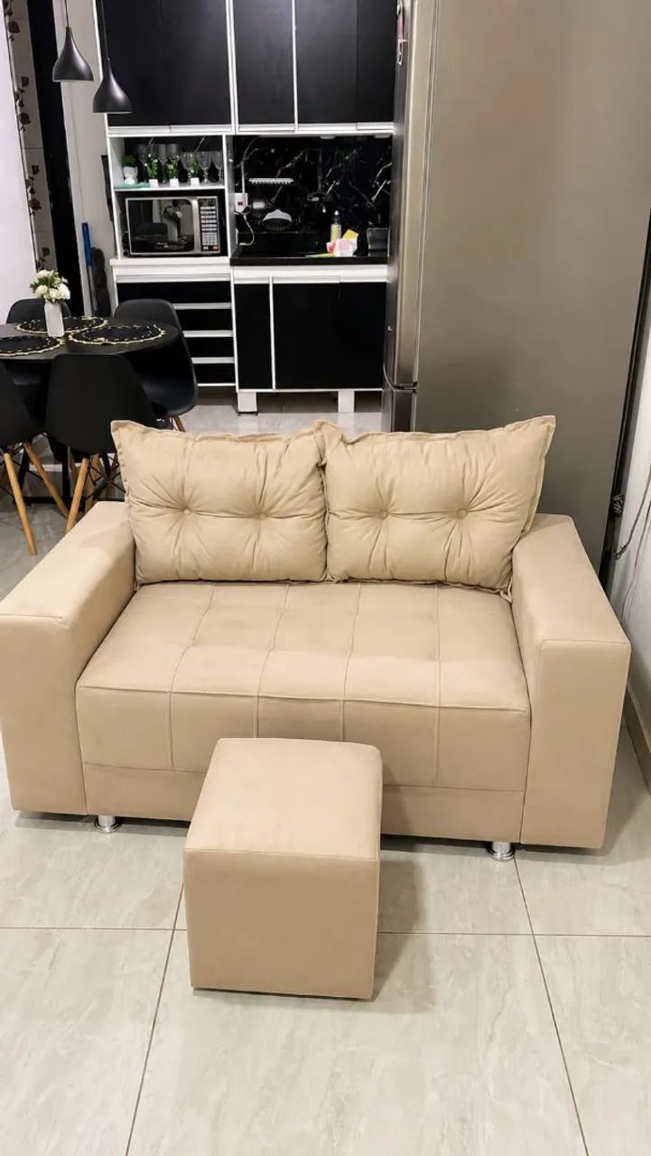 Sofá 2 Lugares + Pufe de Brinde | Frete Grátis | R$ 550