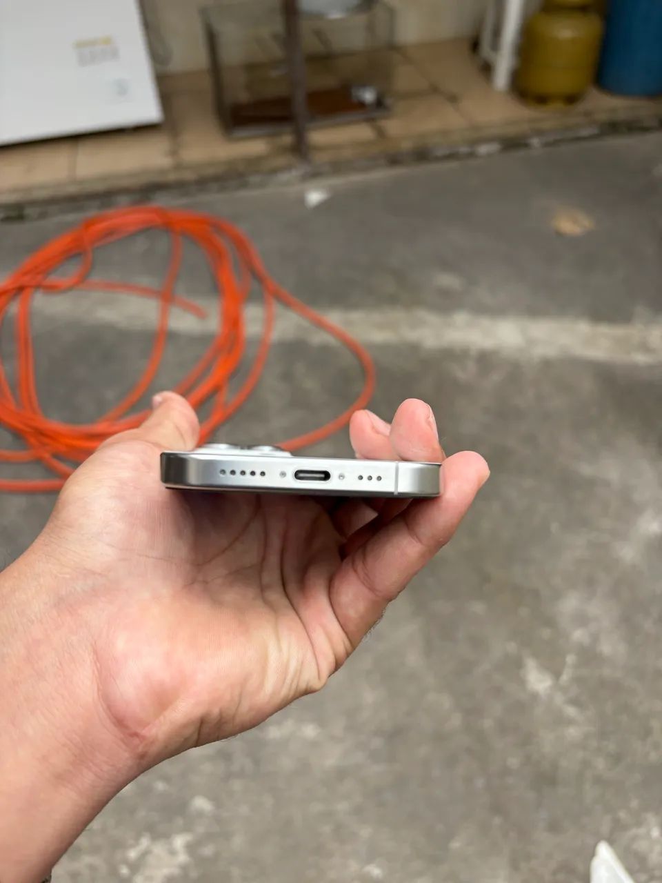 iPhone 16 pro 128g - Foto 5