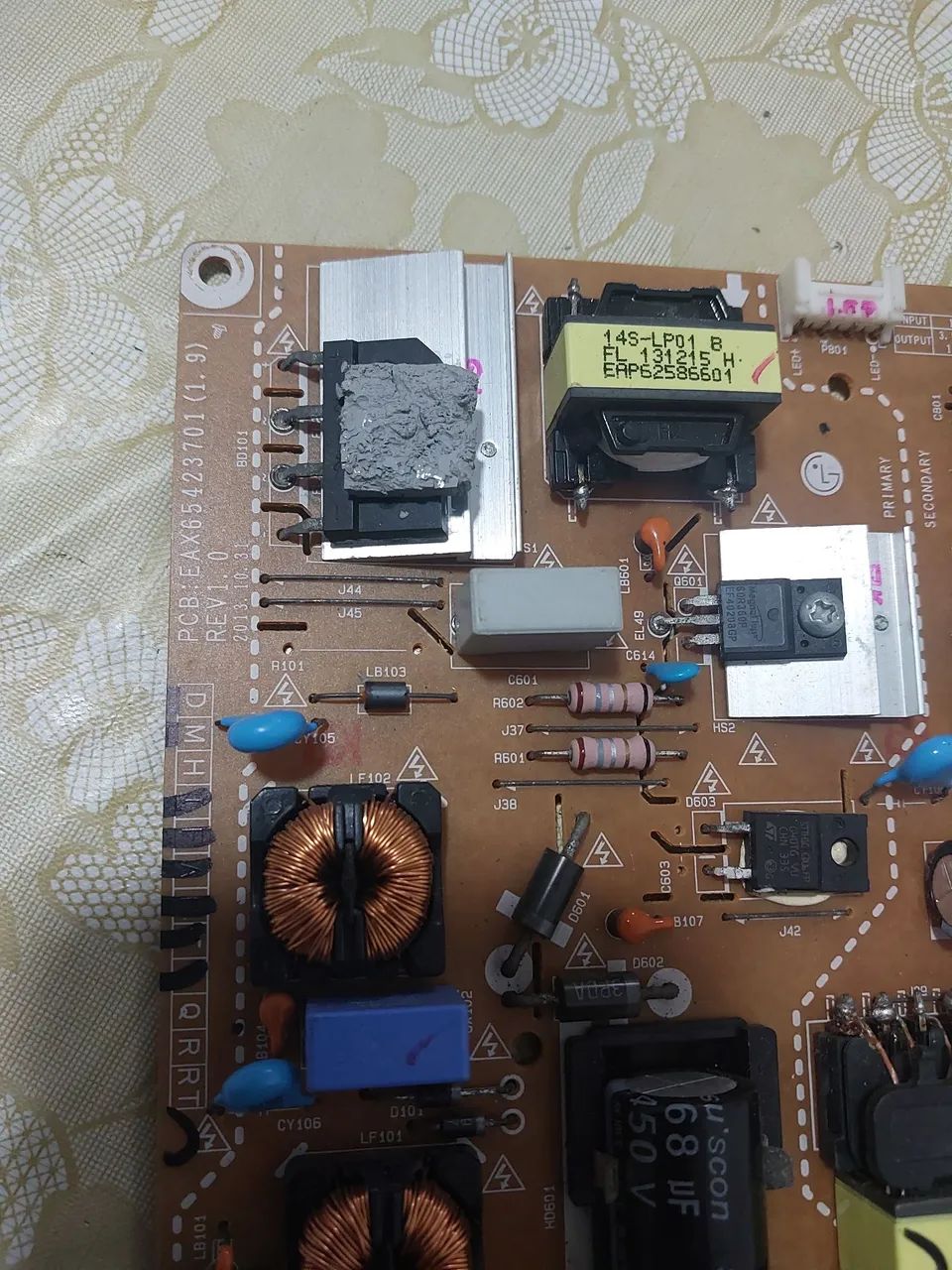 Placa fonte LG Compatível com 39" e 42" da série Lb5600 - Foto 2