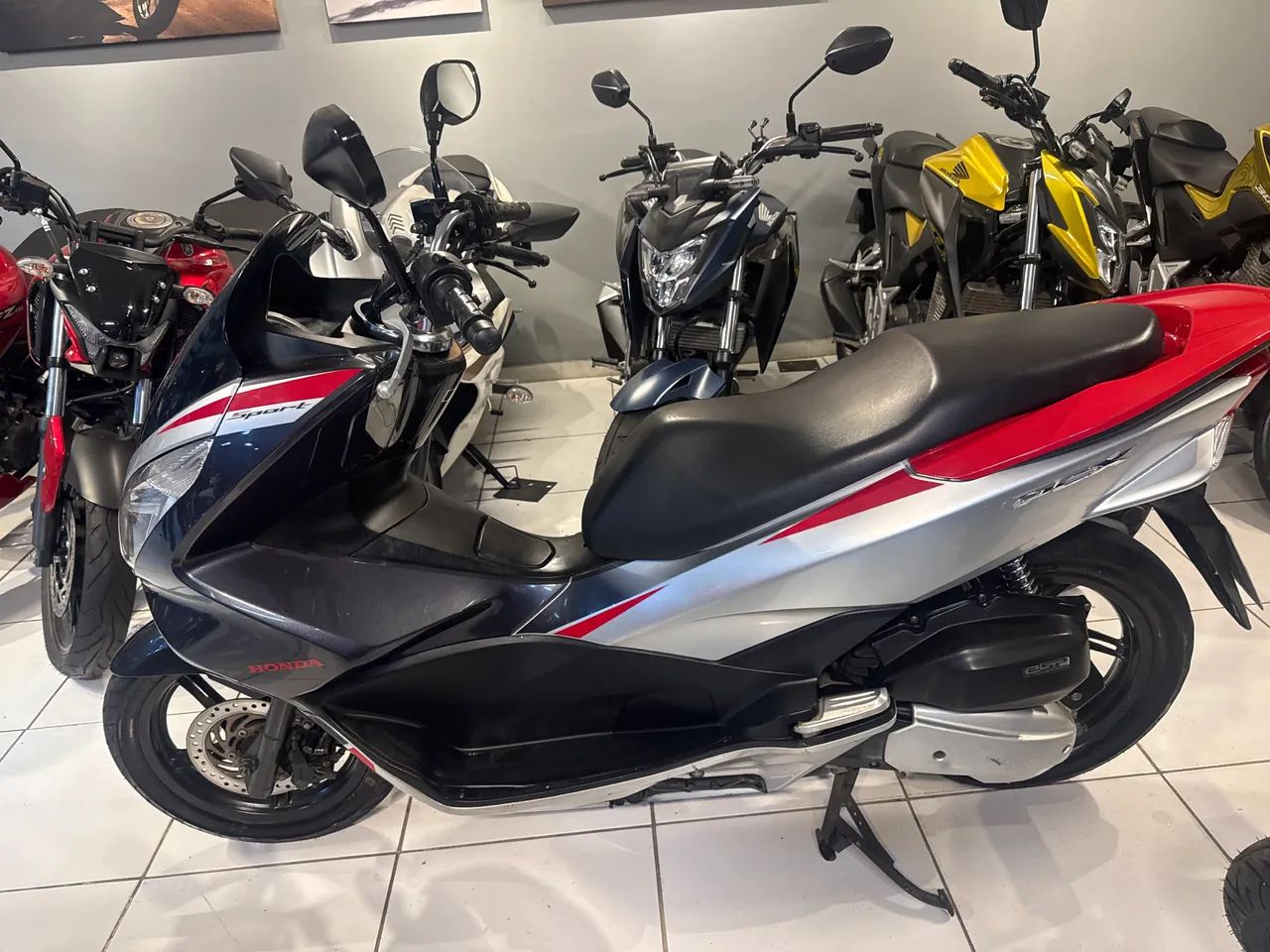 Pcx Sport 2018/18 - Foto 2
