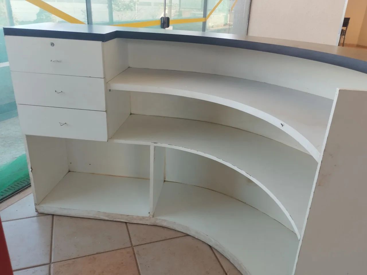 Vendo balcão para atendimento e recepção. - Foto 5