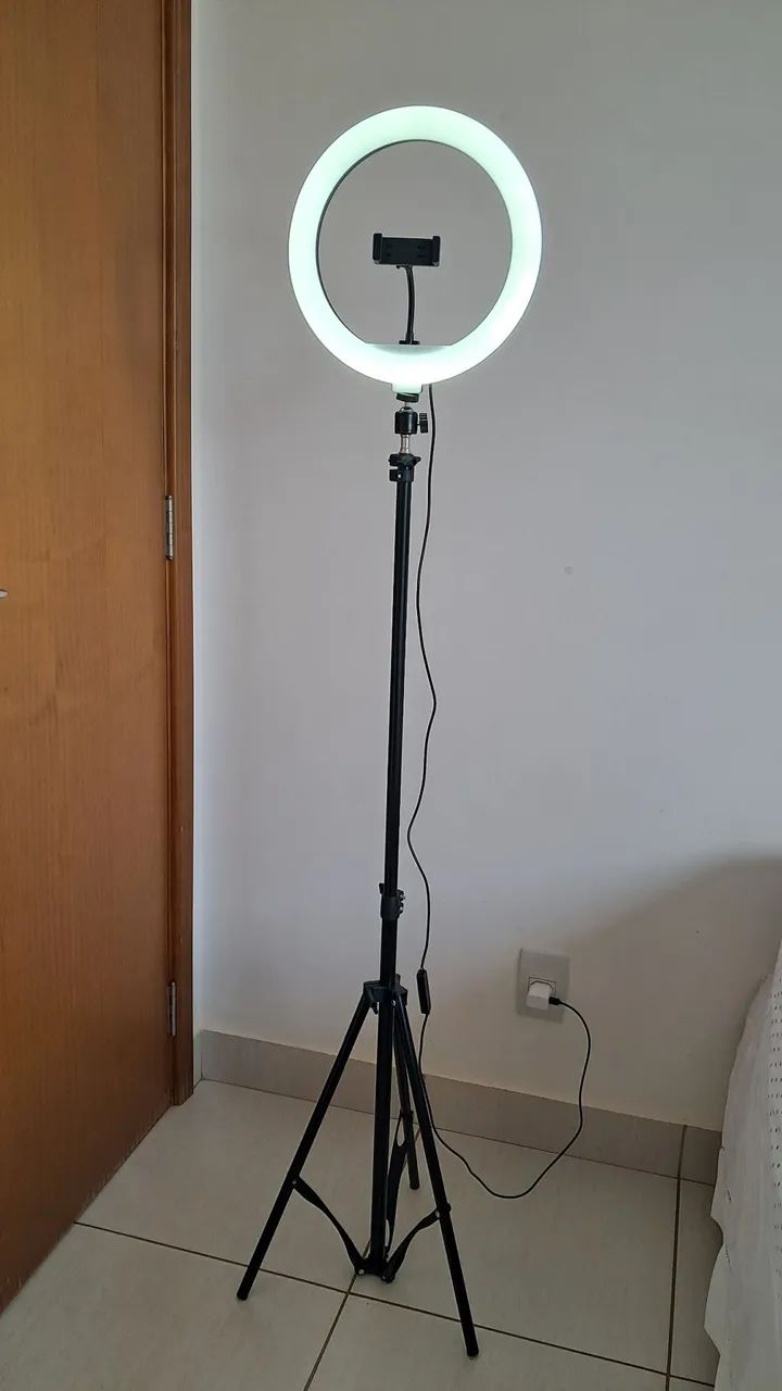 Led com tripé para celular (Soft ring light ) - Foto 2