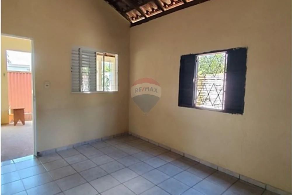 Casa Espaçosa no Jardim Tropical! - Foto 2