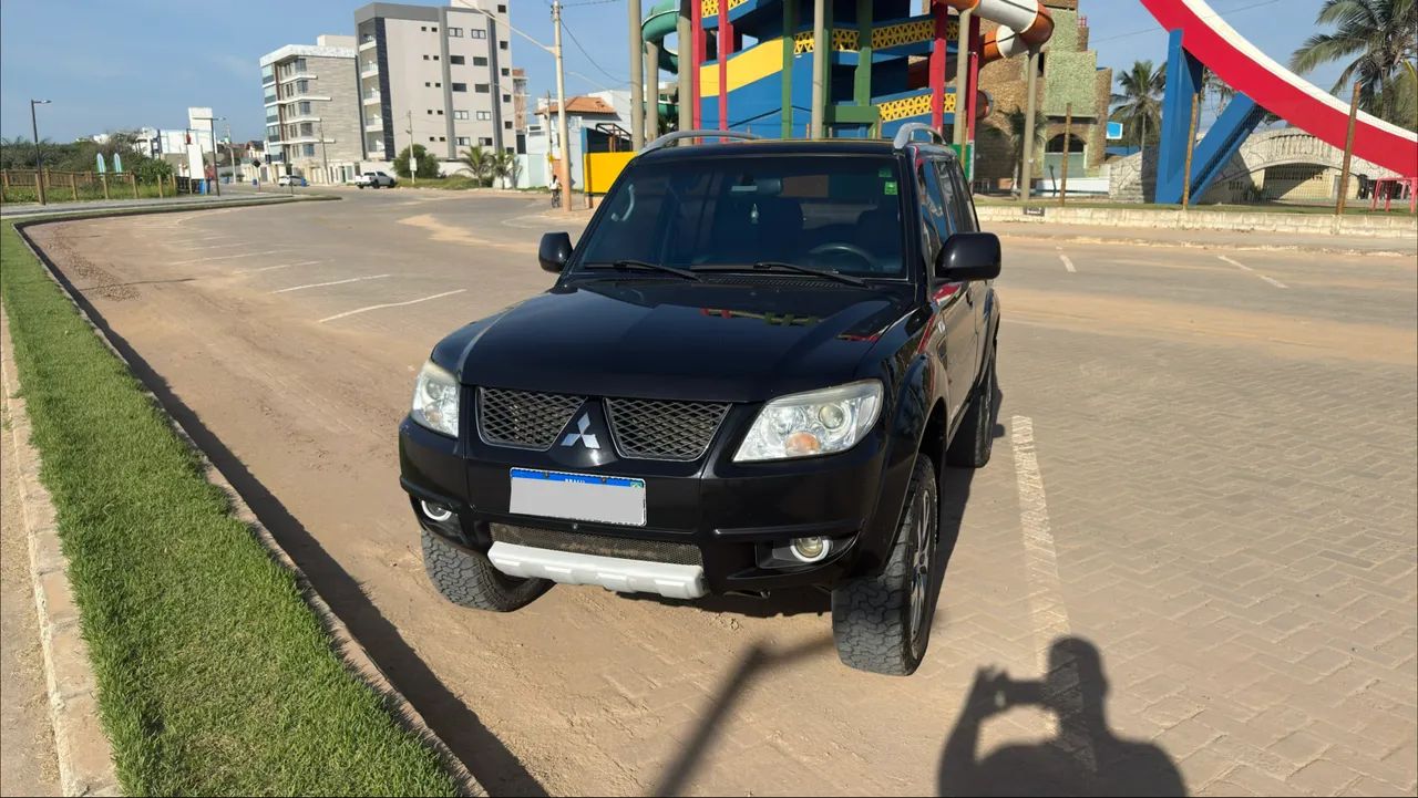 Mitsubishi Pajero 2013
