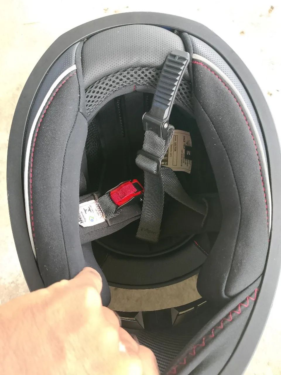Vendo capacete RACE TECH tamanho 58 novo vai com as 2 viseira valor 250 - Foto 6