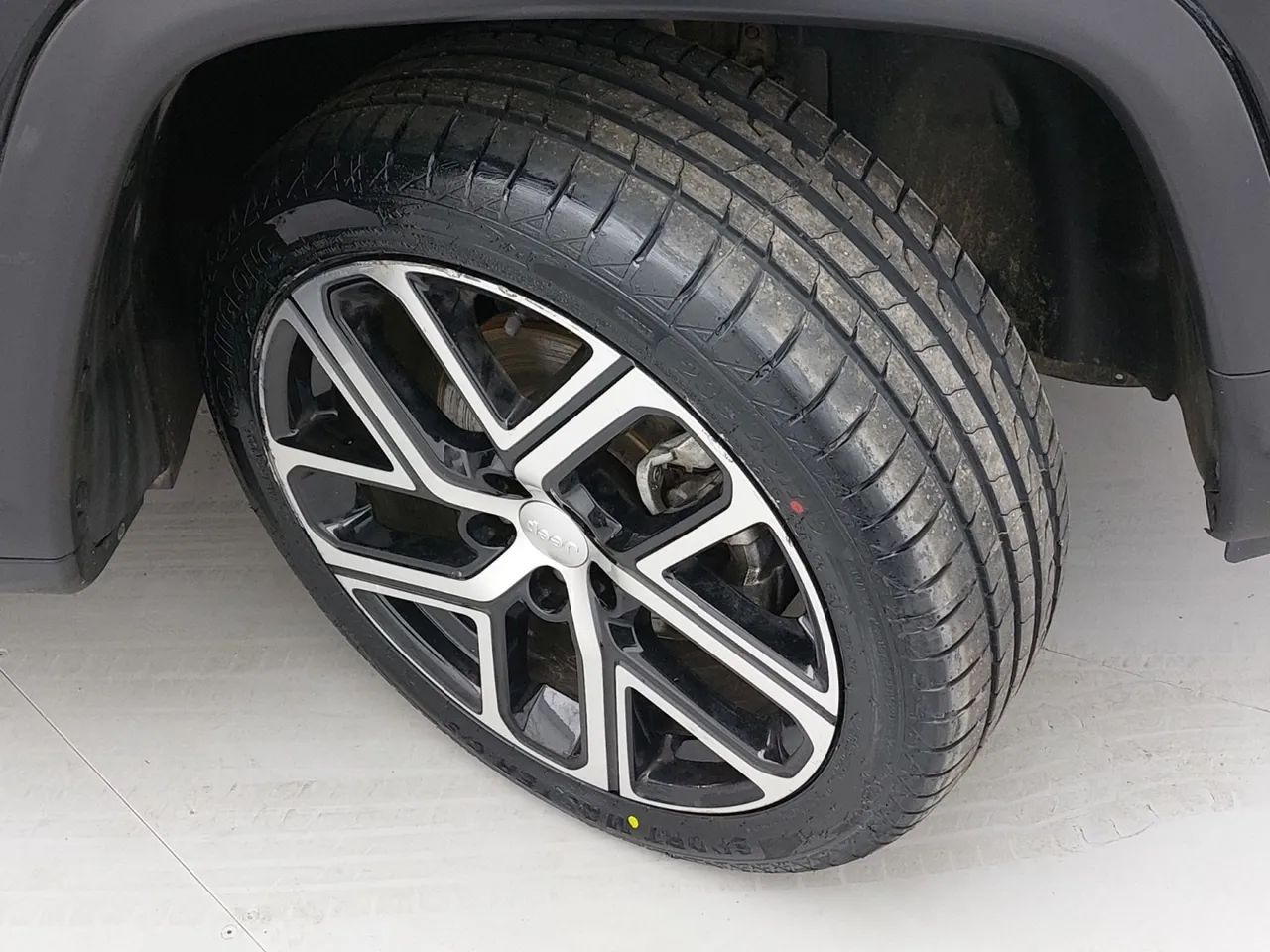 Jeep Compass LIMITED T270 1.3 TB 4x2 Flex Aut, foto 13 de 18