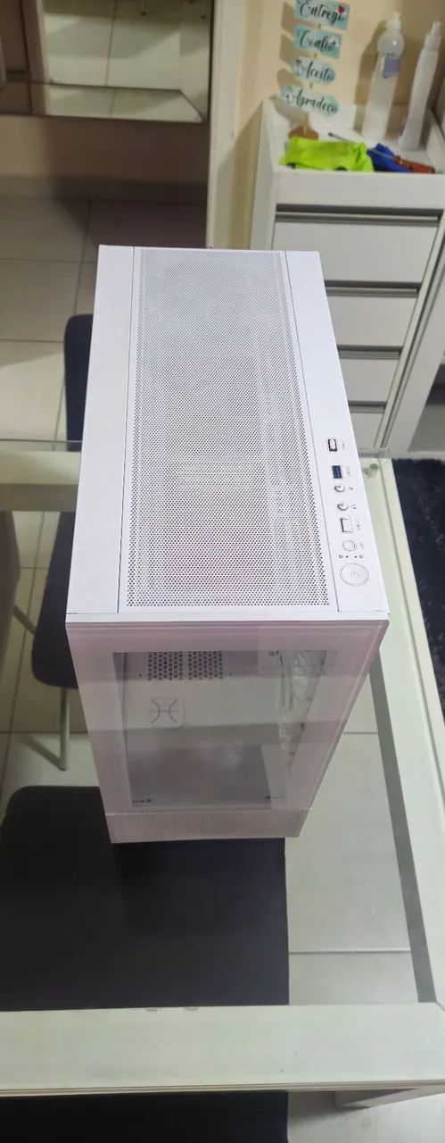 VENDO GABINETE GAMER MONTECH SKY TWO WHITE  - Foto 2