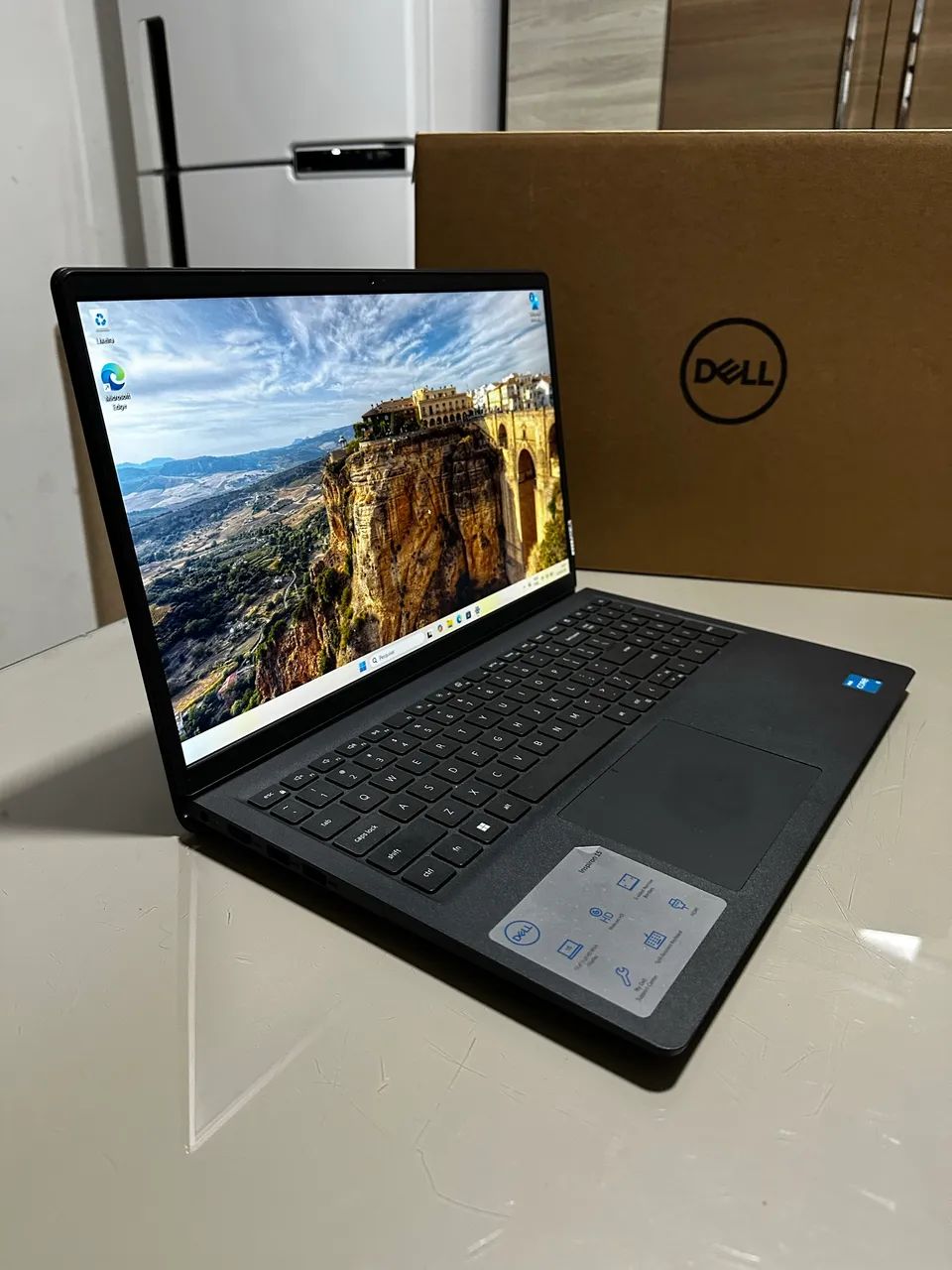 Notebook Dell Inspiron 15 3520 i3-1215U 8GB RAM 512GB SSD