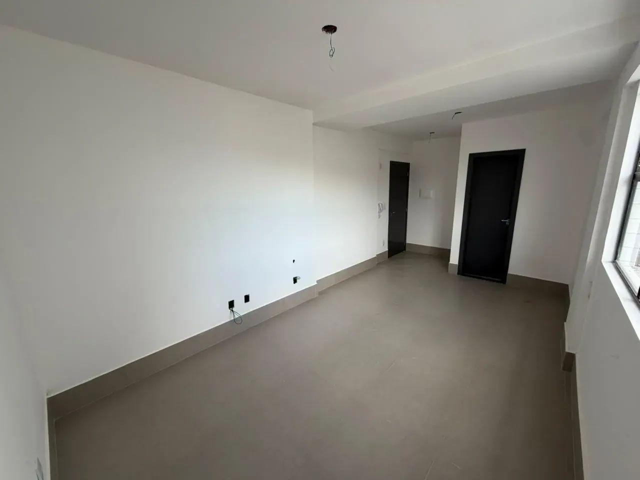 COMPRE: SALA + VAGA NO MELHOR PONTO DO CASTELO - Foto 3