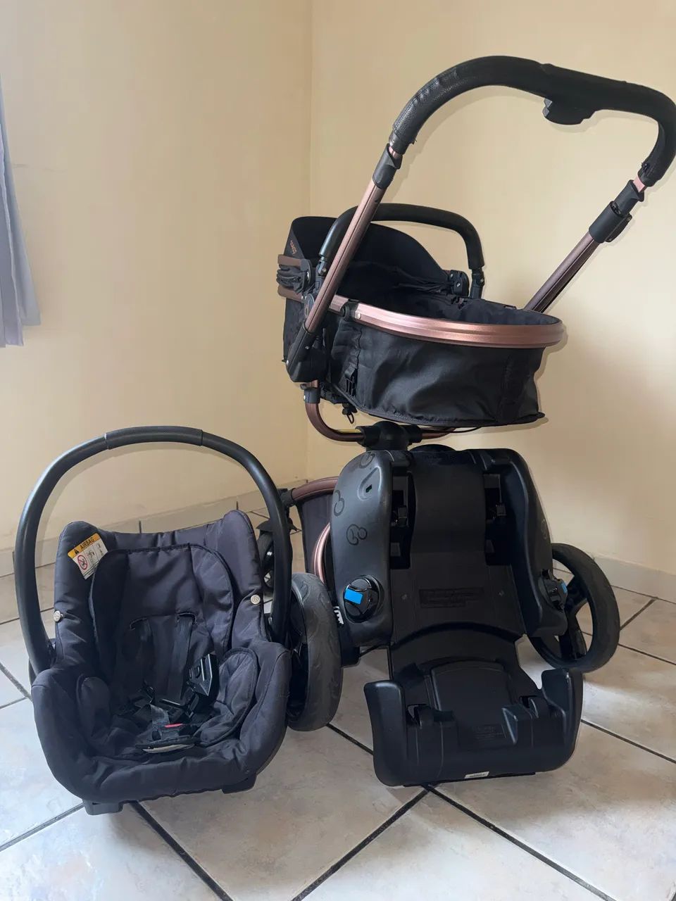 Carrinho de bebê 360° - Foto 2