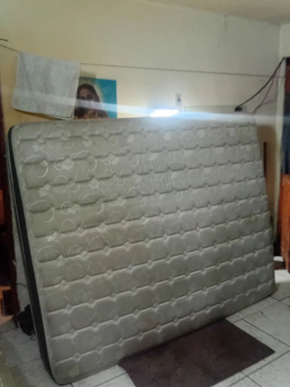 Cama kingsize maciça  - Foto 3